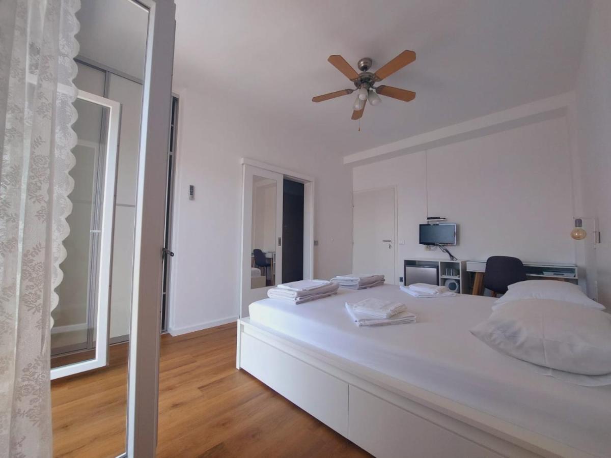 Vinko Rooms Primosten Exterior photo